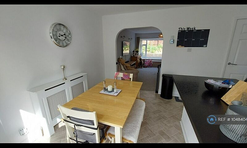 3 Bedroom House In R...