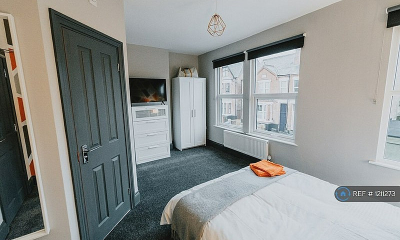 1 Bedroom In Mount C...