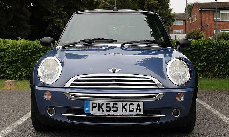 2005 Mini Cooper 1.6...
