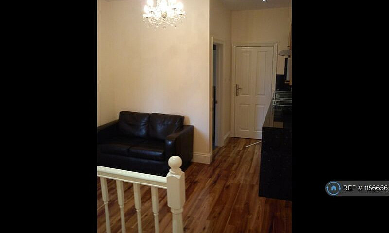1 Bedroom Flat In Hi...