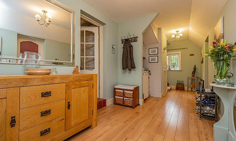 3 Bedroom House In D...