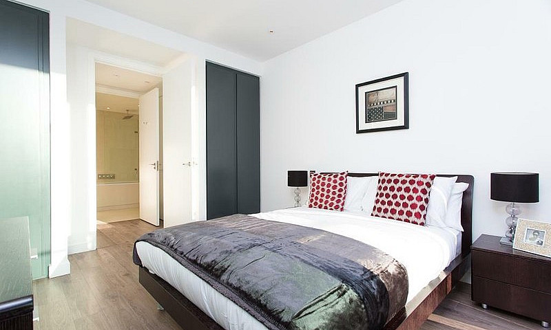1 Bedroom Flat In Sa...