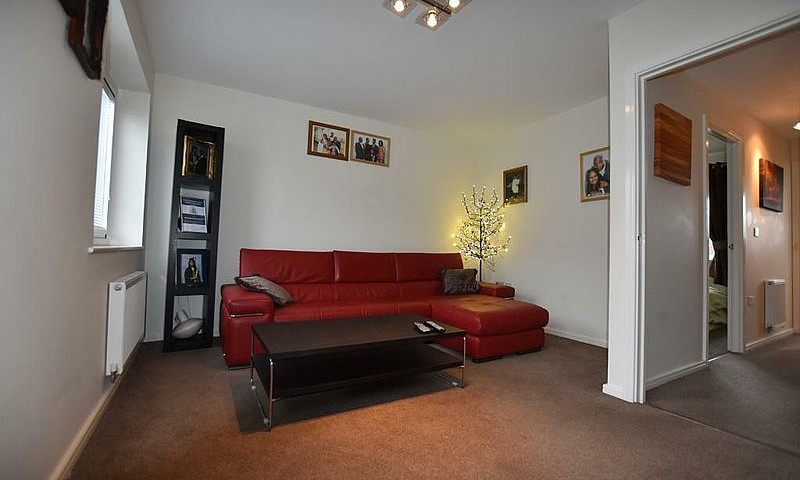 4 Bedroom House In S...