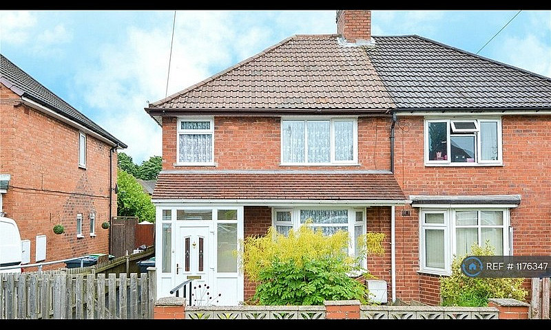 3 Bedroom House In H...