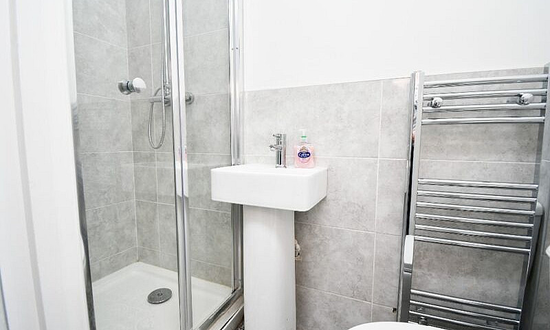 Superb 3 Bed Hmo In ...