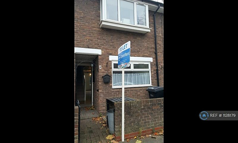 3 Bedroom House In C...