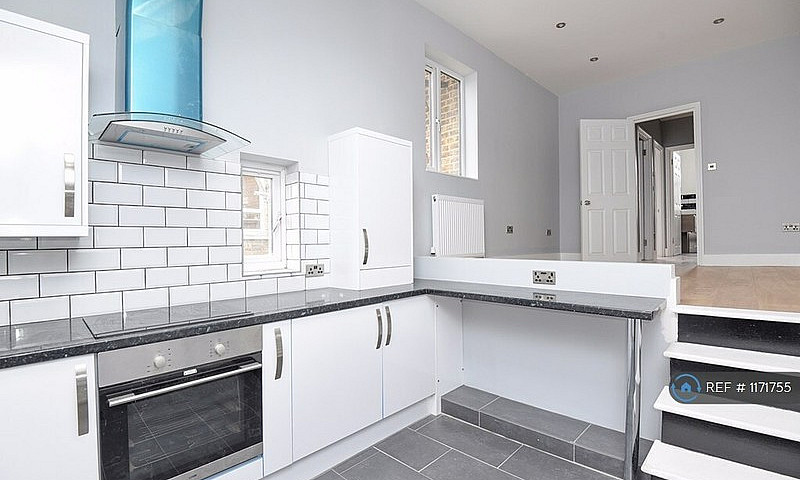 2 Bedroom Flat In Da...