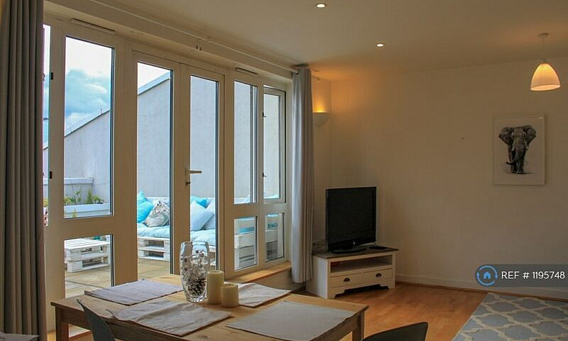 1 Bedroom Flat In Pa...