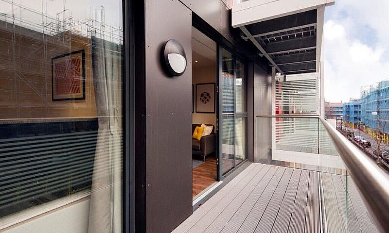 One Bedroom Apartmen...