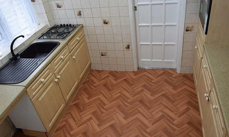 3 Bedroom House In H...