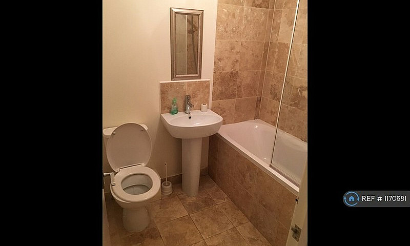 1 Bedroom Flat In Br...