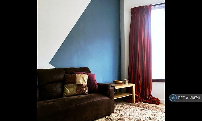 1 Bedroom In Roberts...