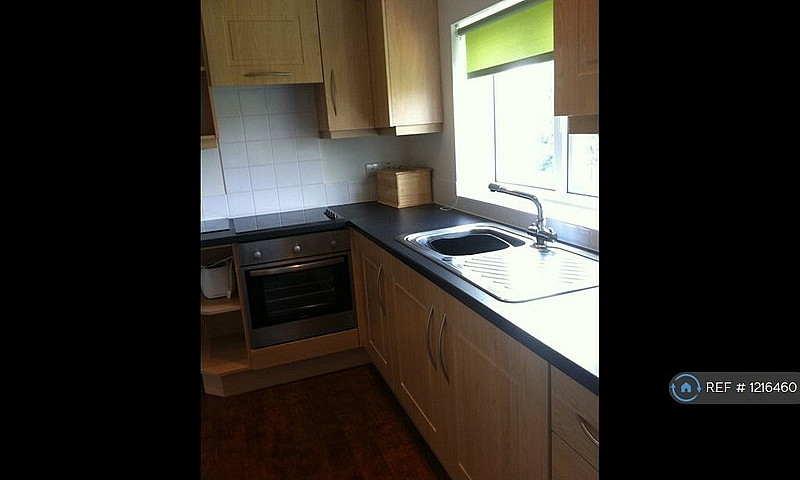Studio Flat In Rochf...