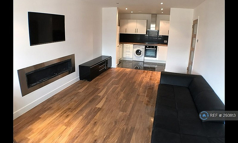 1 Bedroom Flat In Na...