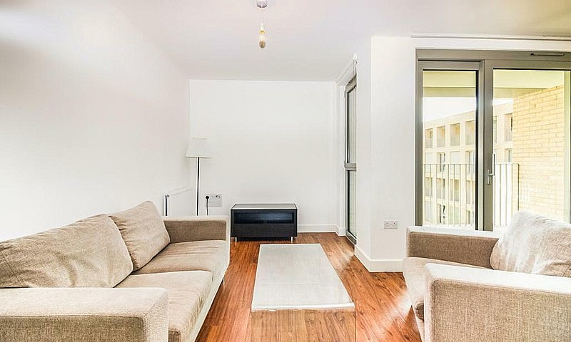 1 Bedroom Flat In Pa...