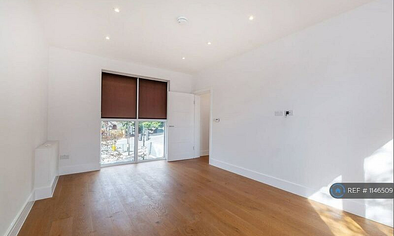 2 Bedroom House In C...