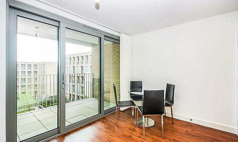 1 Bedroom Flat In Pa...