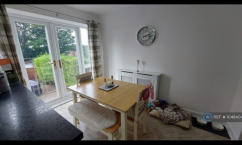 3 Bedroom House In R...