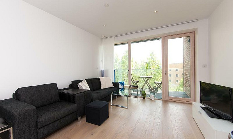 1 Bedroom Flat In Ma...