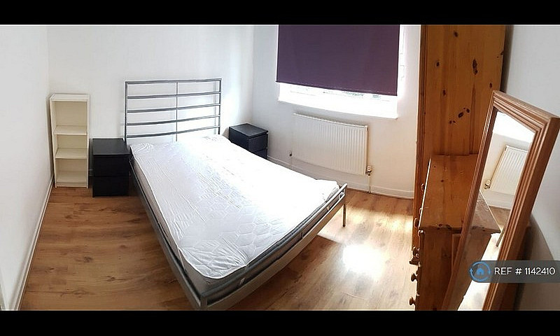 4 Bedroom House In Y...