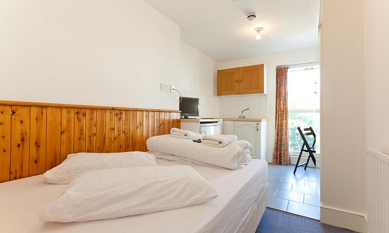 Studio Swiss Cottage...
