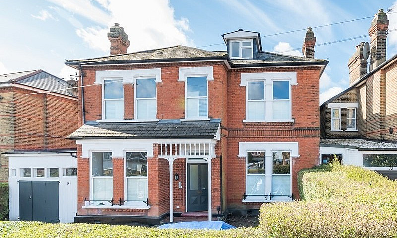 Beautiful 2 Bedroom ...