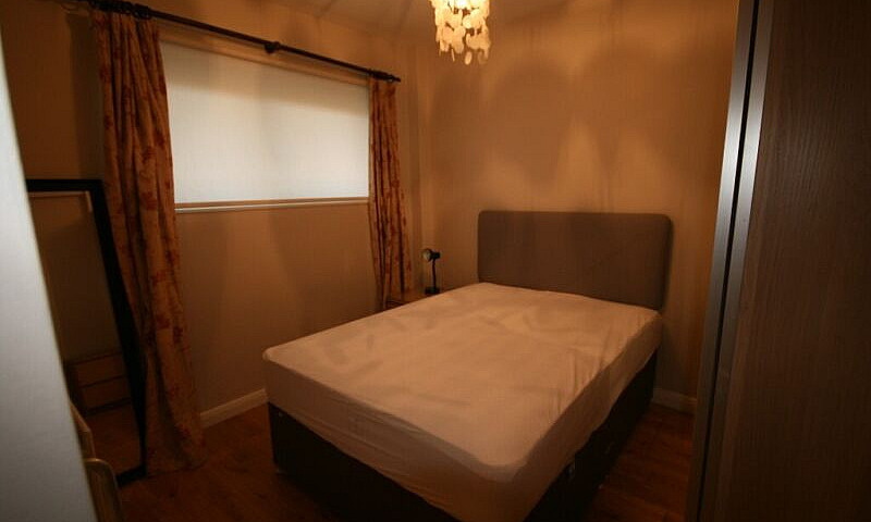 Stunning 3 Bed Prope...