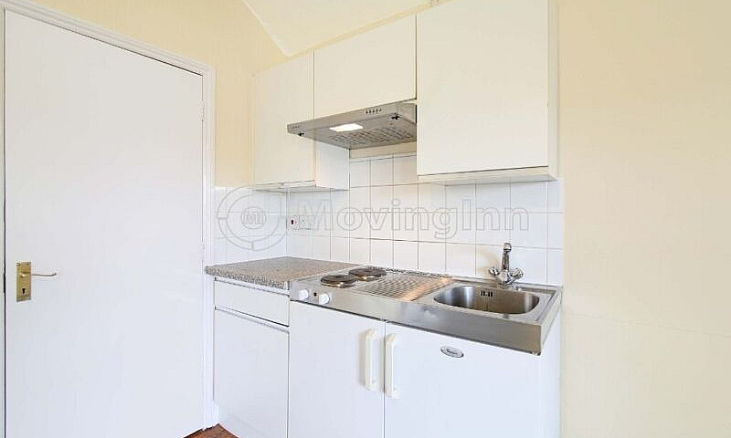 Amazing Studio Flat ...