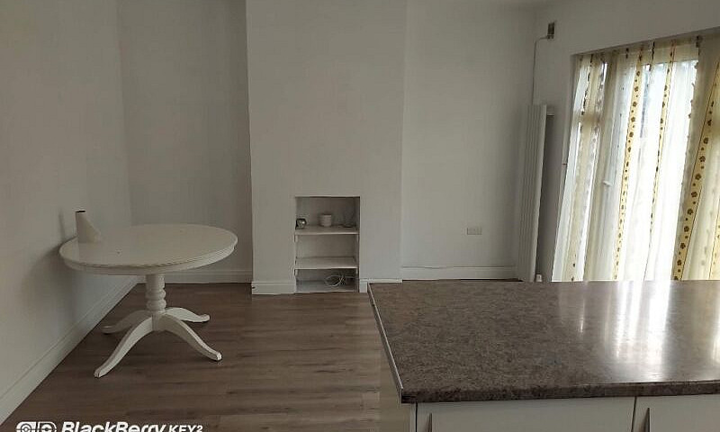 Lovely Four Bedroom ...
