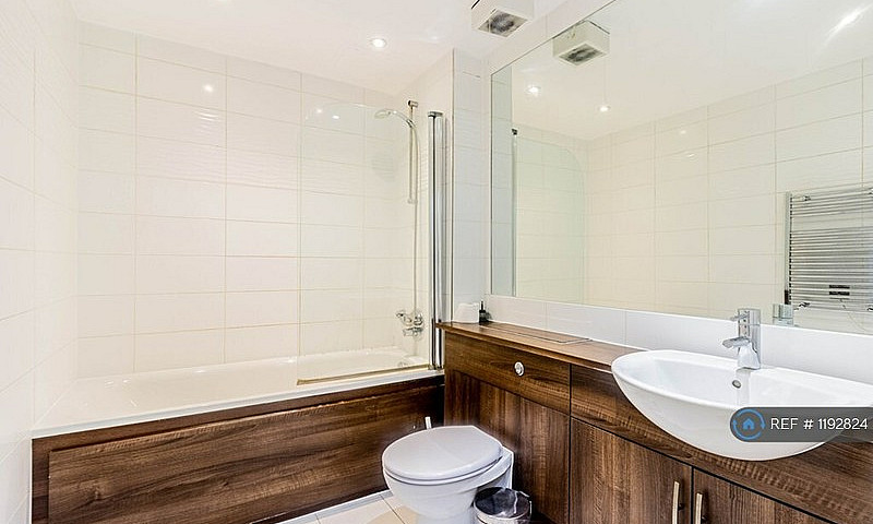 3 Bedroom House In M...