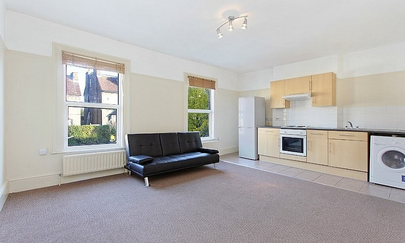 Lovely 1 Bed Flat In...