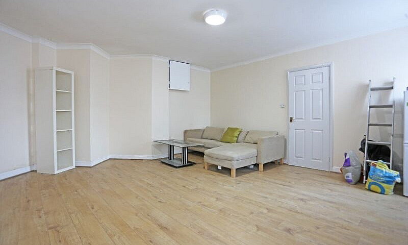 1 Bedroom Ground Flo...