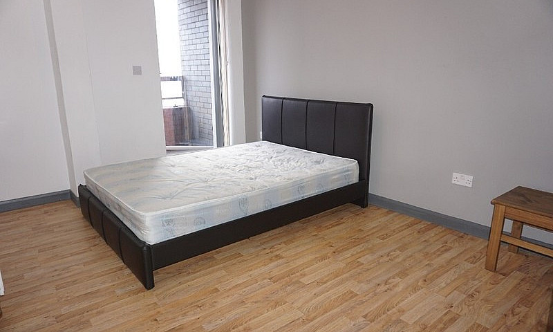 Newly Built 3 Bedroo...