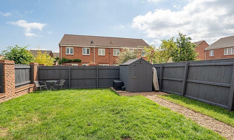 3 Bedroom House In P...