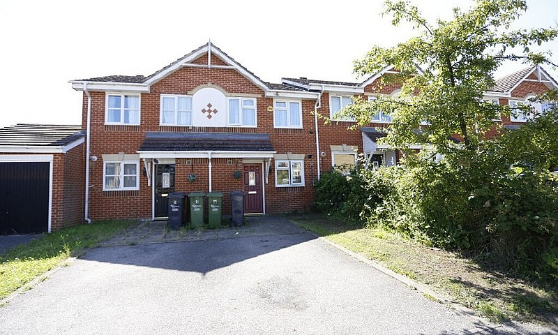 2 Double Bedroom Hou...