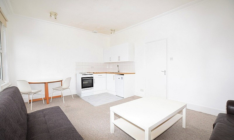 1 Bedroom Flat In Du...