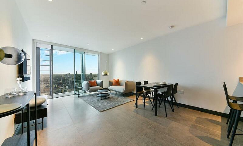 1 Bedroom Flat In On...