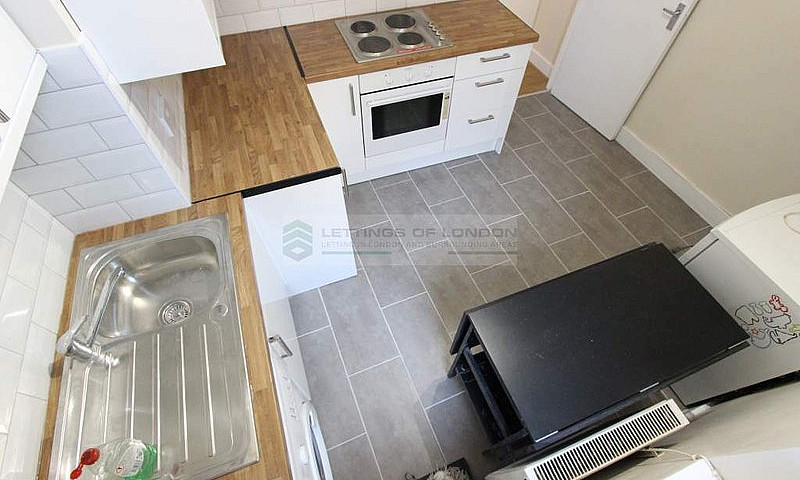1 Bedroom Flat In No...