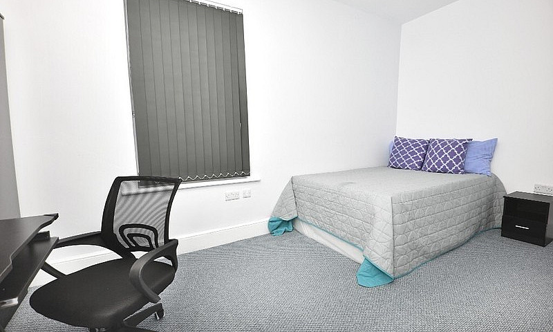New 4 Bed Hmo In Sto...