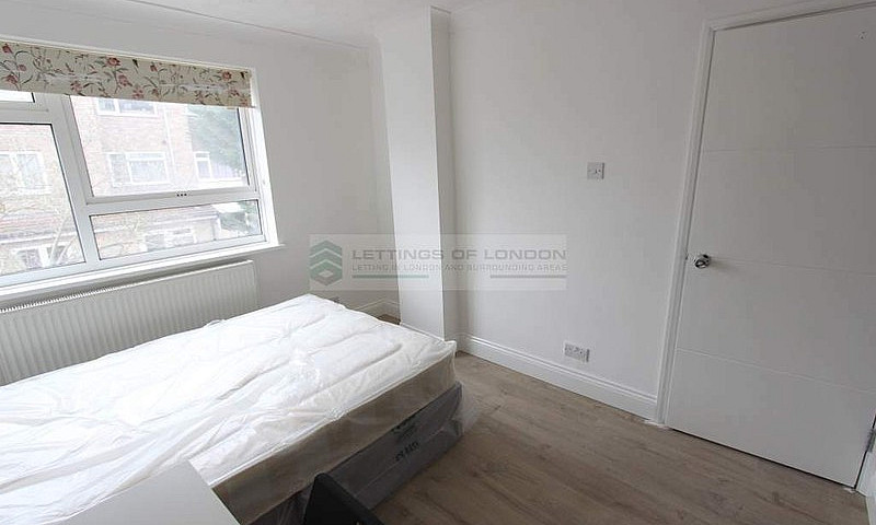 1 Bedroom House In G...