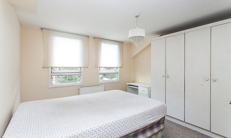 Bright & Spacious 2 ...