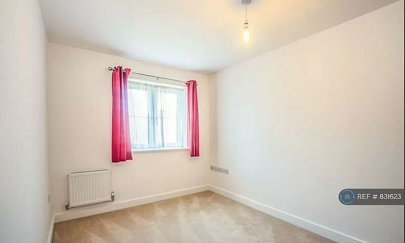 4 Bedroom House In W...