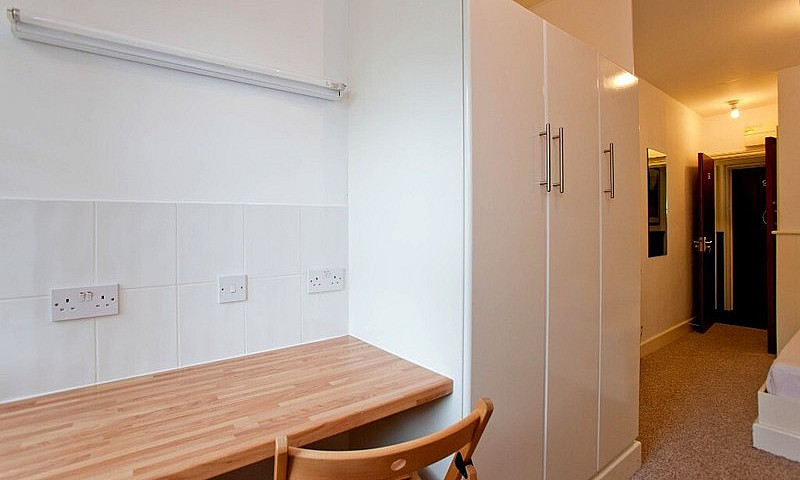 Studio Belsize Park ...