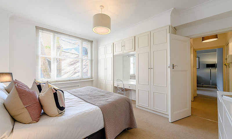 1 Bedroom Flat In Hi...