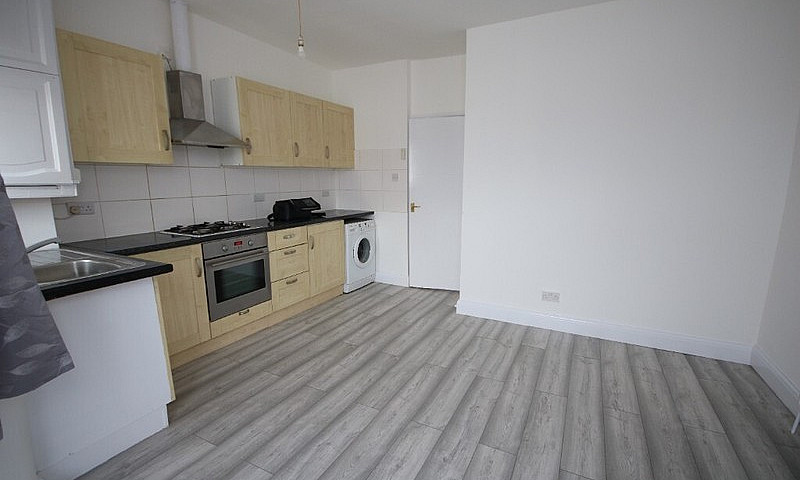 Lovely Renovated 1 B...