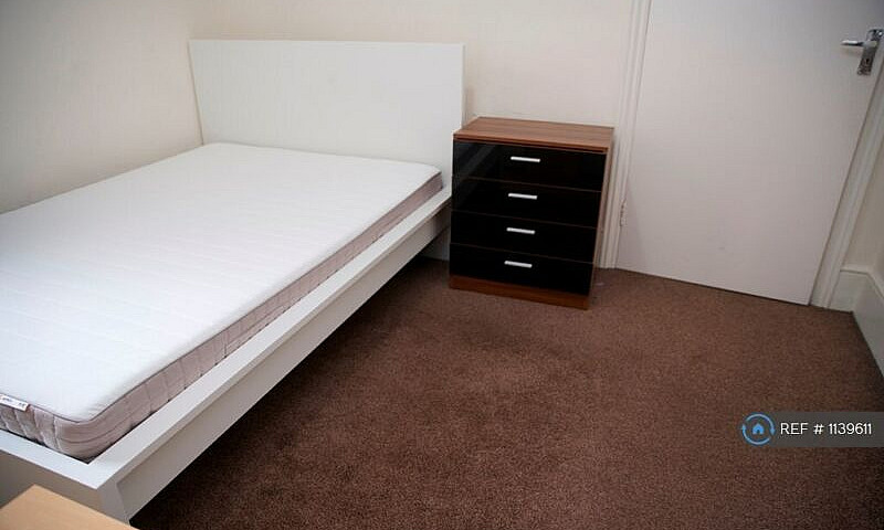 1 Bedroom In Waddon ...