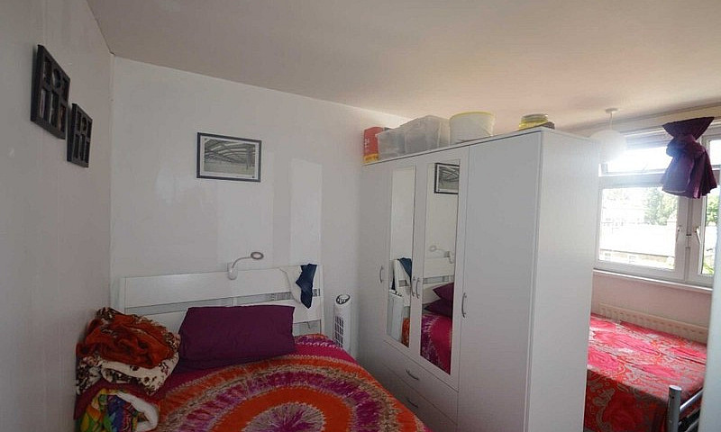 3 Double Bedroom Mai...