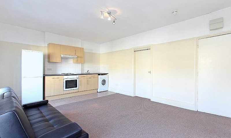 Beautiful 1 Bed Flat...