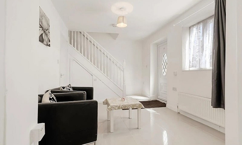 3 Bed House For Rent...