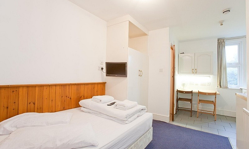 Studio Swiss Cottage...